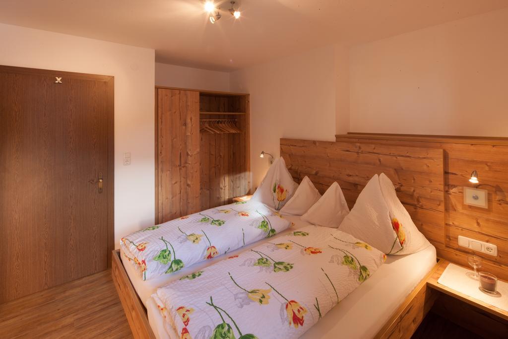 Appartements Al Castagno Ehrwald Exterior foto